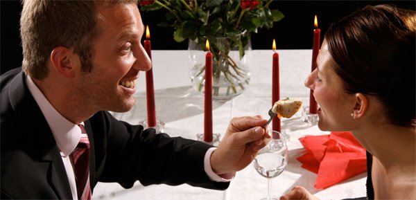 Die 3 beliebtesten Geschenke zum Valentinstag - Candle Light Dinner